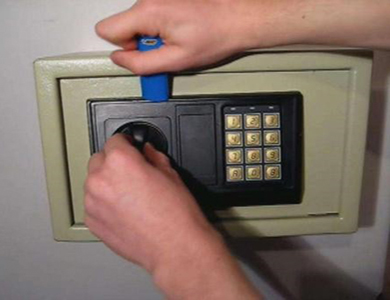 云霄24小时上门开锁公司